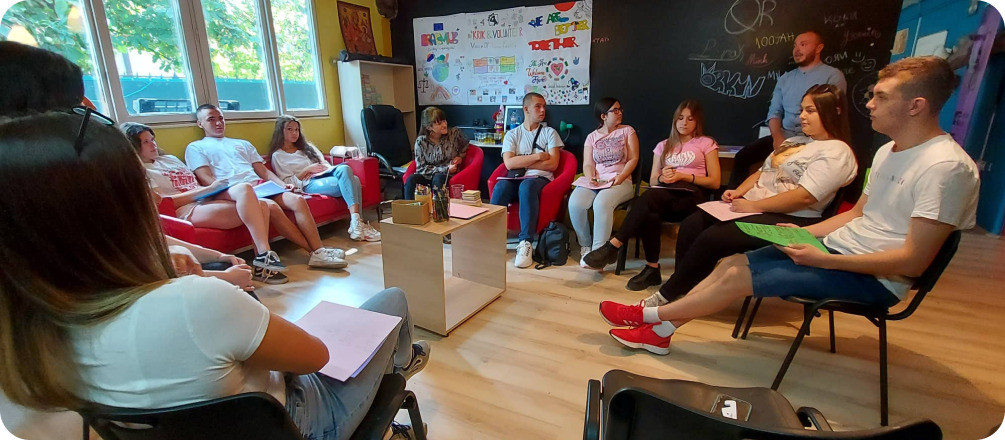 Центар Крикни 2